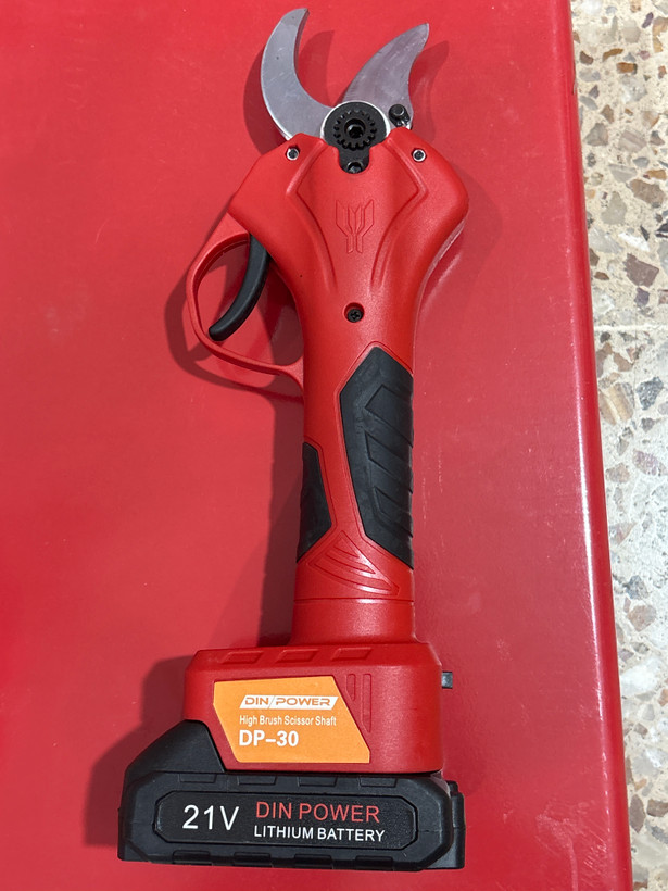 قیچی شاخه زن شارژی ۳۰ میلیمتر دین پاور DP-30